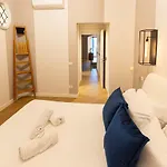 Apartment Via Colombo 6 - Position *