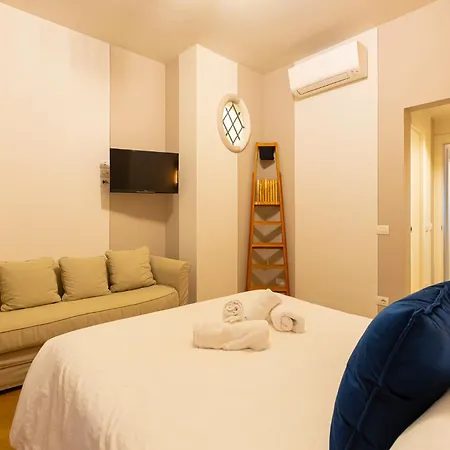 La Casa Di Via Colombo 6 אלסיו