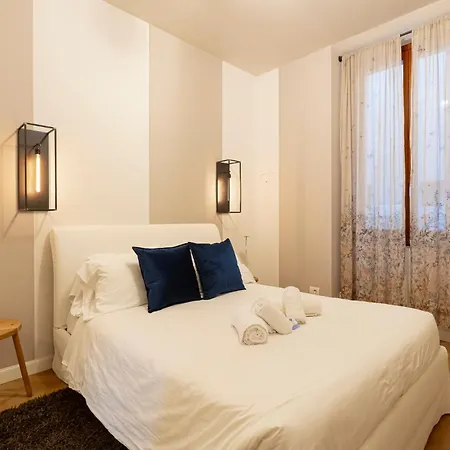 Apartment Via Colombo 6 - Position *